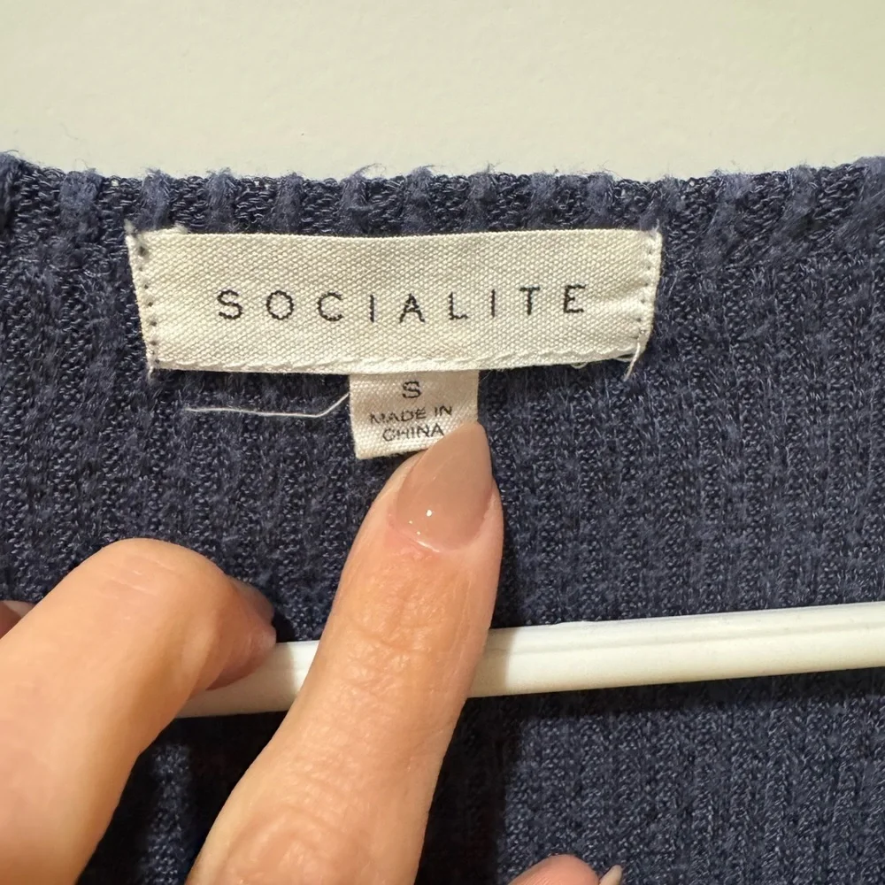 Socialite V-Neck Ribbed Bodysuit - Deep Blue - Picture 2 of 3
